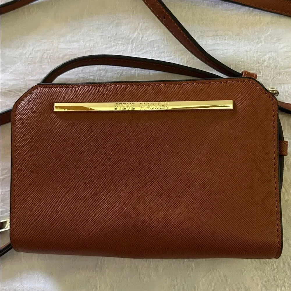Steve Madden Brown Bkarlee Crossbody Bag Wallet